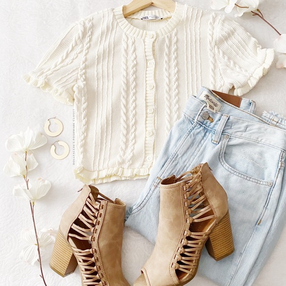 Zara Sweaters - Zara Ruffle Trim Cable Knit Cropped Cardigan